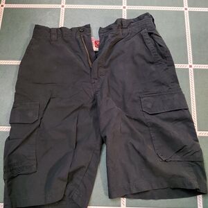 Men's Black Cargo Shorts with Multiple Utility Pockets